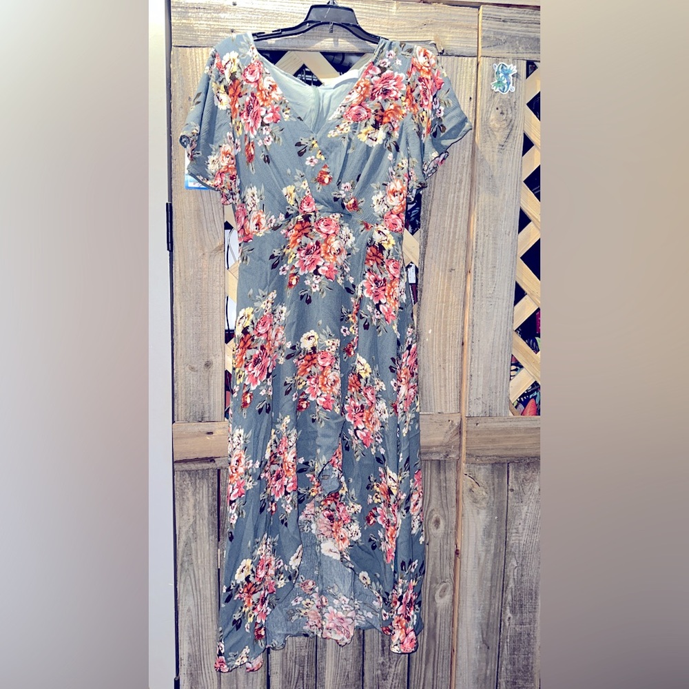 Azalosie Floral dress.